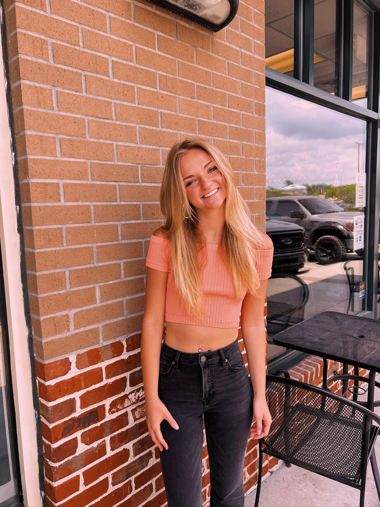 OFF SHOULDER CROP TOP