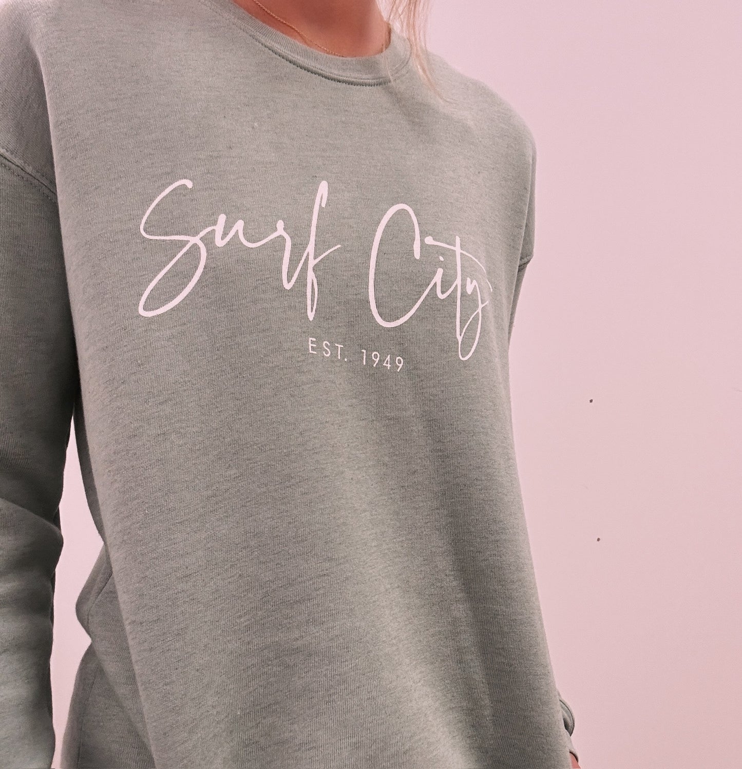 SURF CITY CREWNECK
