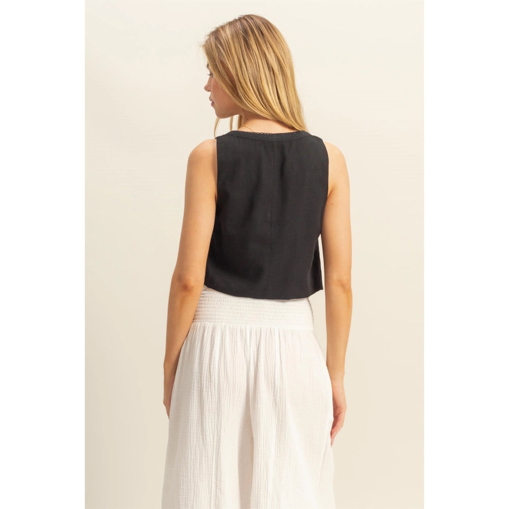 SWEETHEART NECK FRONT TIE SLEEVELESS LINEN TOP