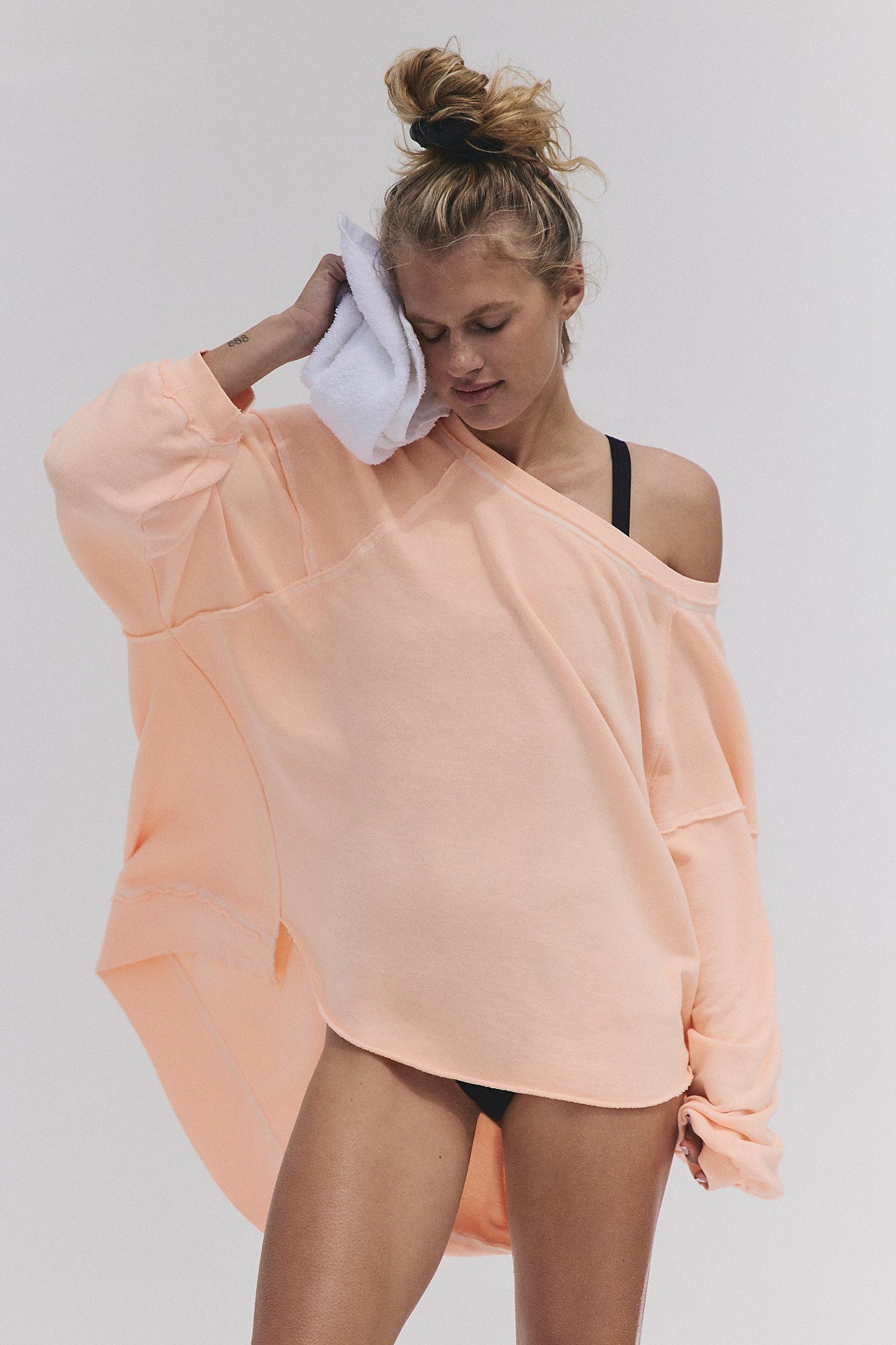 FREE PEOPLE ONE TO BEAT PULLOVER