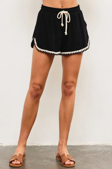 ROPE DRAWSTRING EMBROIDERED SHORTS
