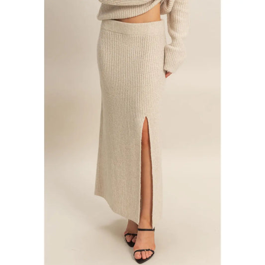 RIBBED SIDE SLIT SWEATER SKIRT