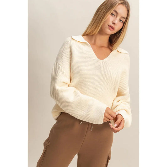 TEXTURED COLLARED PULLOVER
