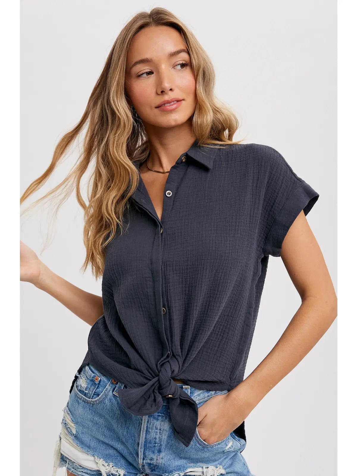 ESSENTIAL BUTTON UP COTTON SHIRT
