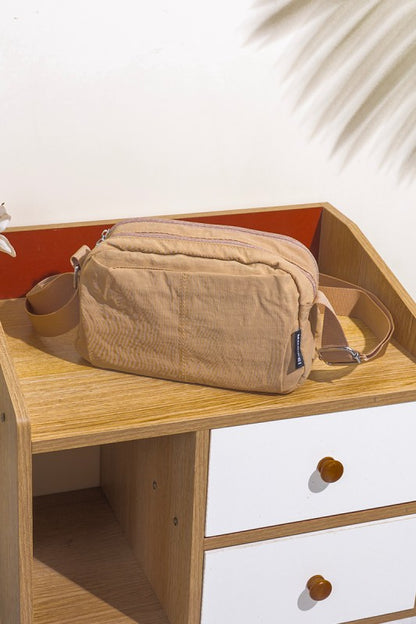 CROSSBODY CAMERA BAG