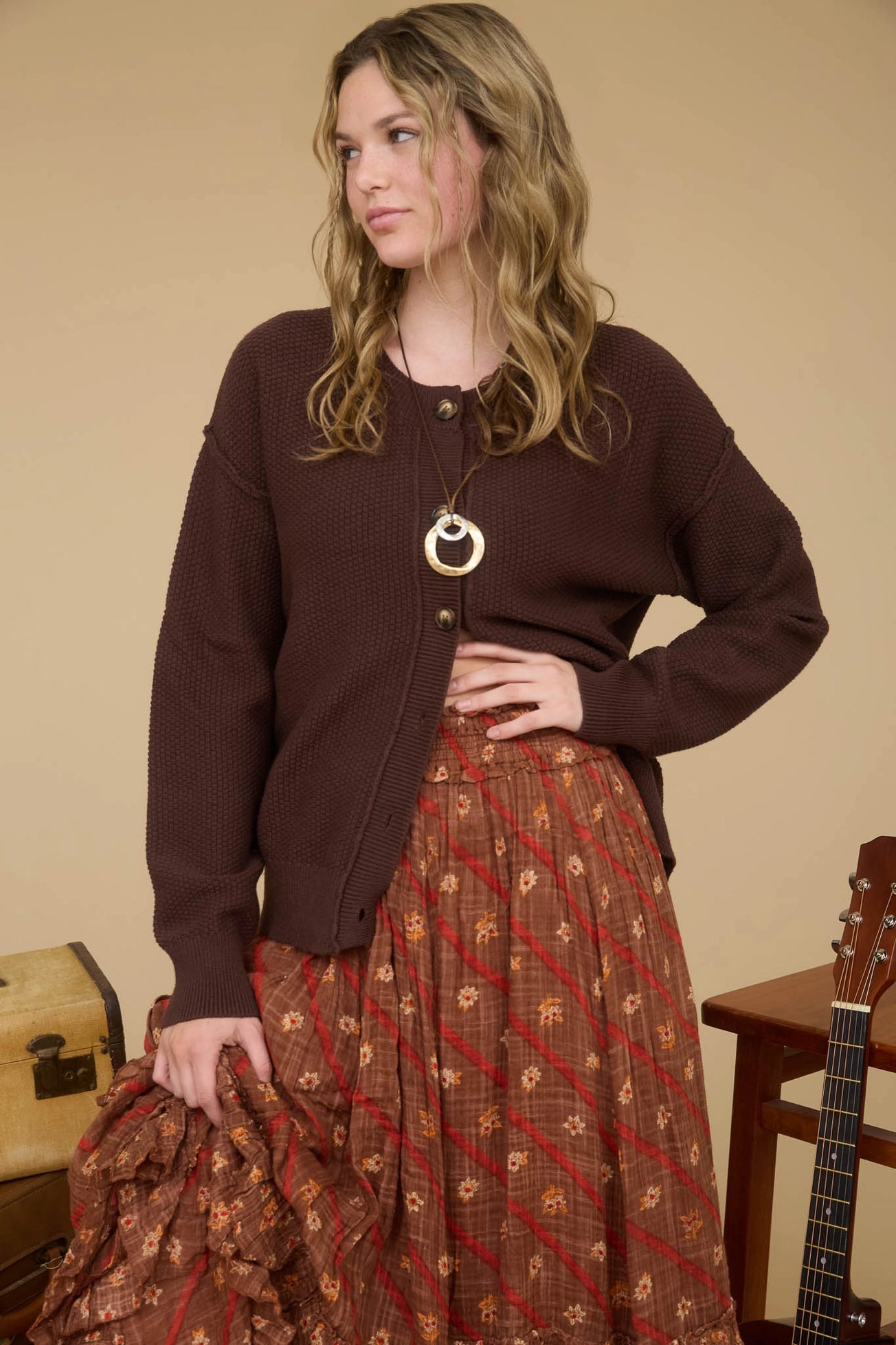 EXPOSED SEAM BUTTON DOWN KNIT CARDIGAN