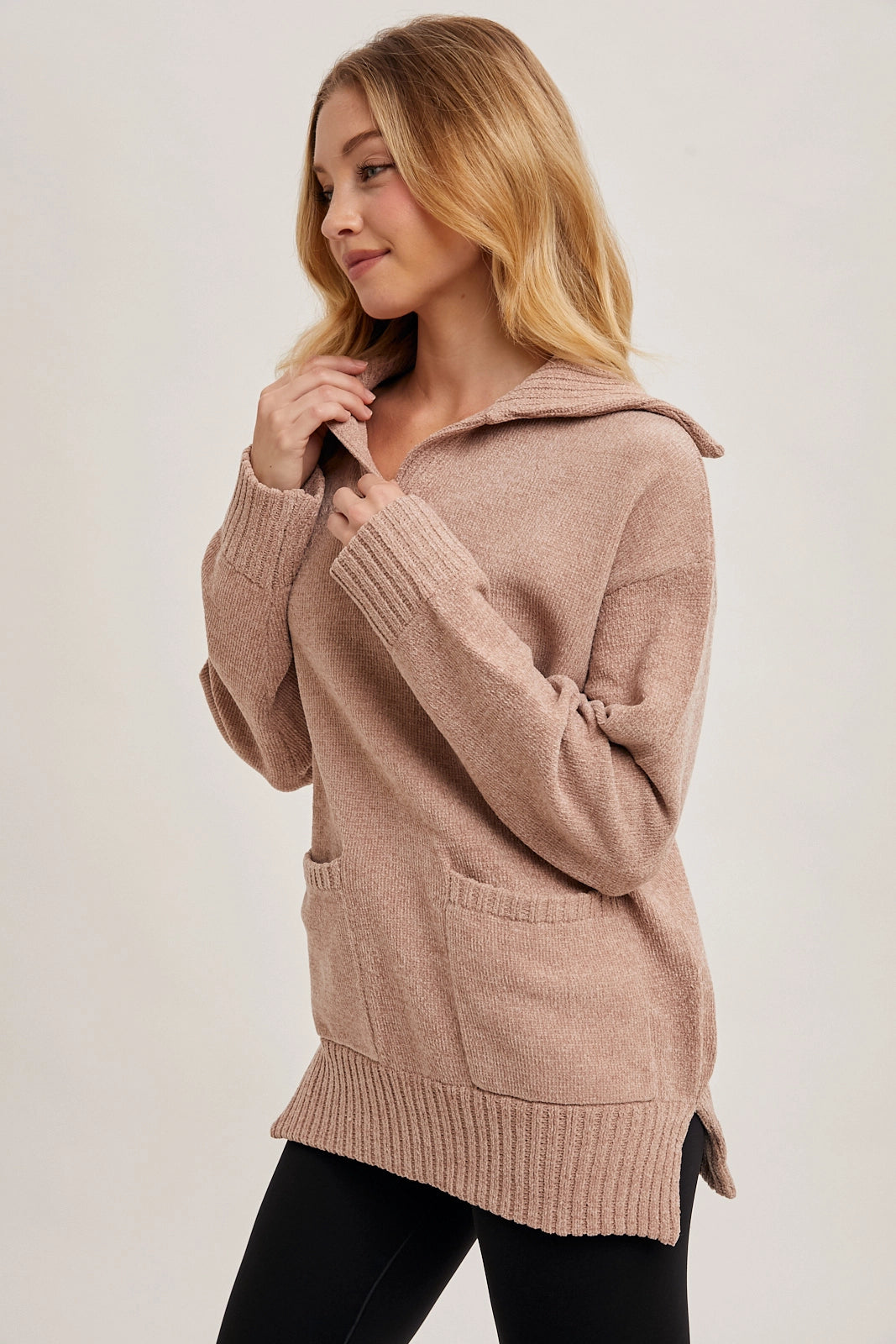 FLAP COLLAR RIBBED KNIT PULLOVER