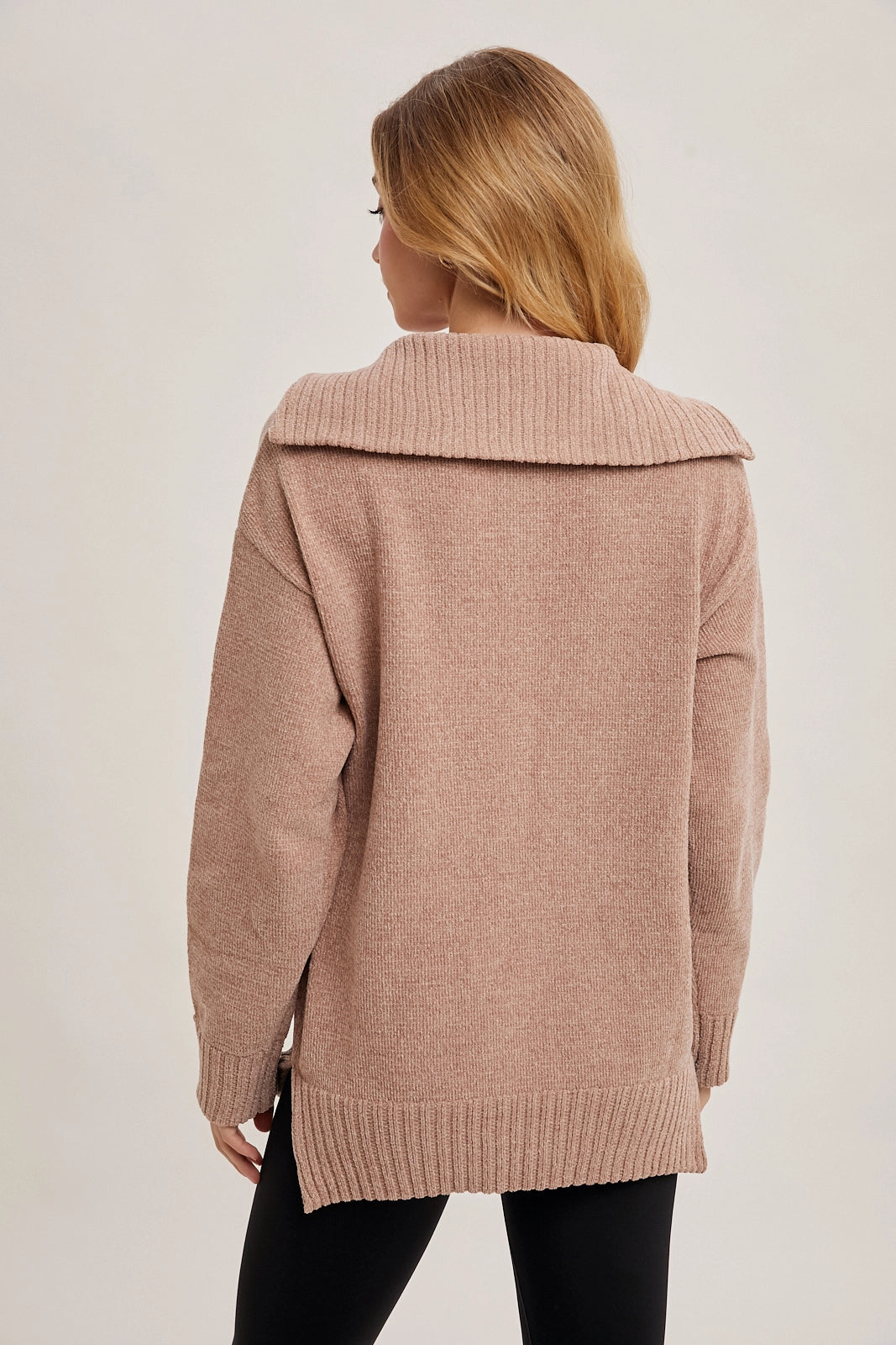 FLAP COLLAR RIBBED KNIT PULLOVER