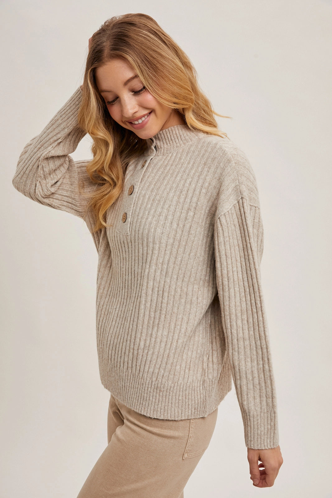 HENLEY KNIT PULLOVER SWEATER