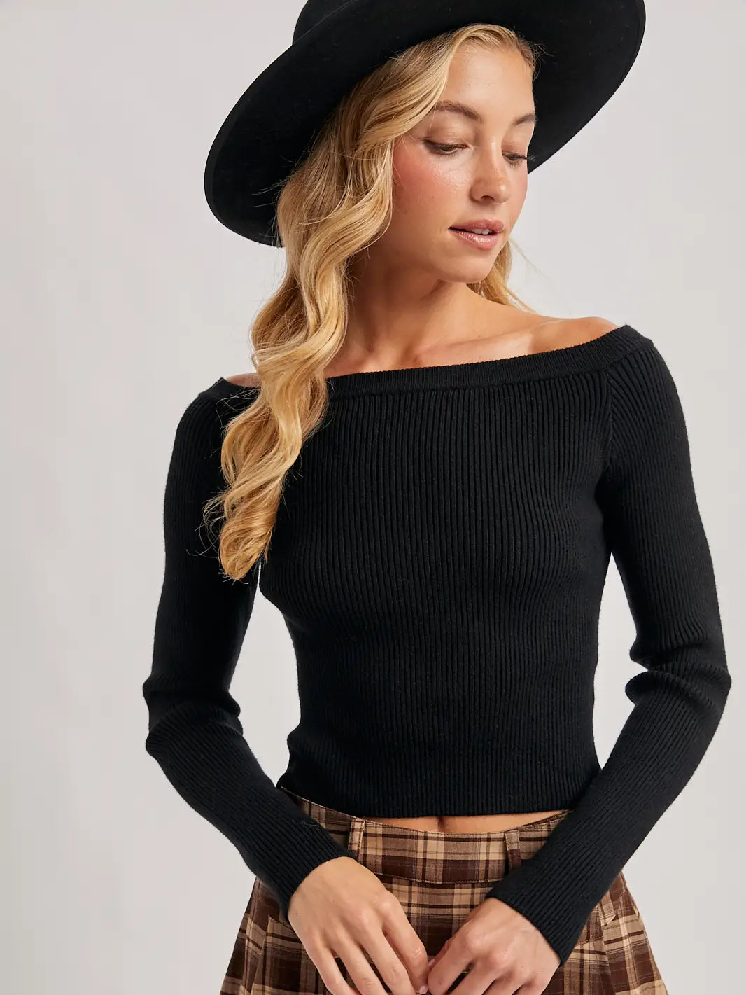 OFF SHOULDER LS RIBBED KNIT TOP