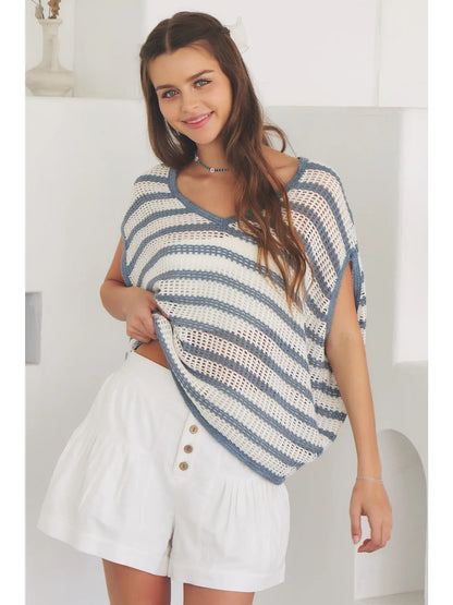 OVERSIZED V NECK SWEATER TOP