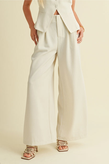 PINTUCK WIDE LEG PANTS